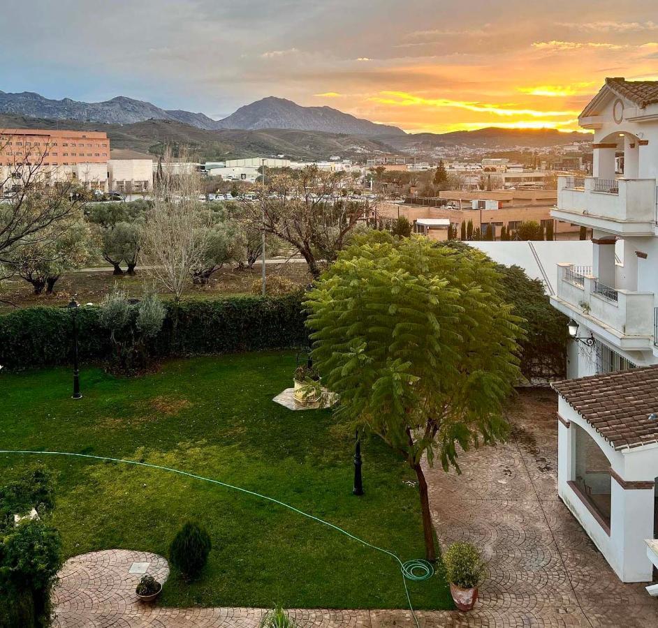 Los Dolmenes Antequera Buitenkant foto