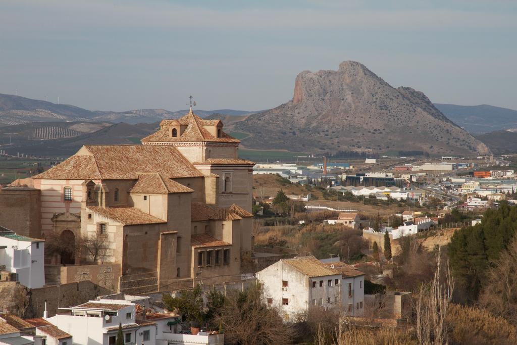 Los Dolmenes Antequera Buitenkant foto