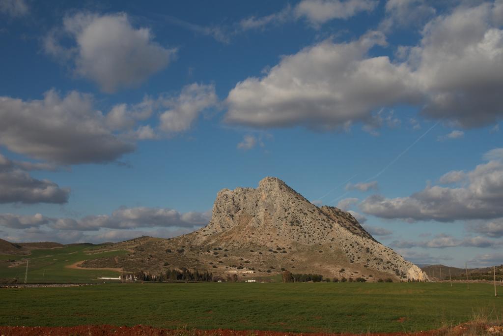 Los Dolmenes Antequera Buitenkant foto